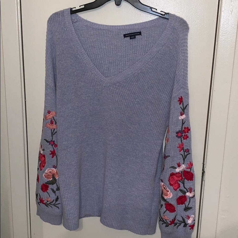 American eagle top with floral sleeves